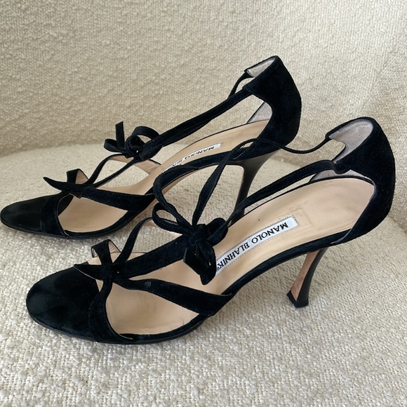 Manolo Blahnik black suede strappy heels - Picture 2 of 11